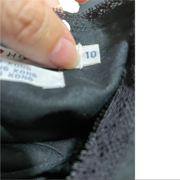 Tommy Hilfiger maxi dress size 10 tierd cotton with lace inserts black. - Picture 12 of 15